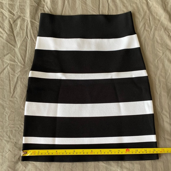 NTW BCBG Bandage Skirt Herve Leger Style - Picture 4 of 6